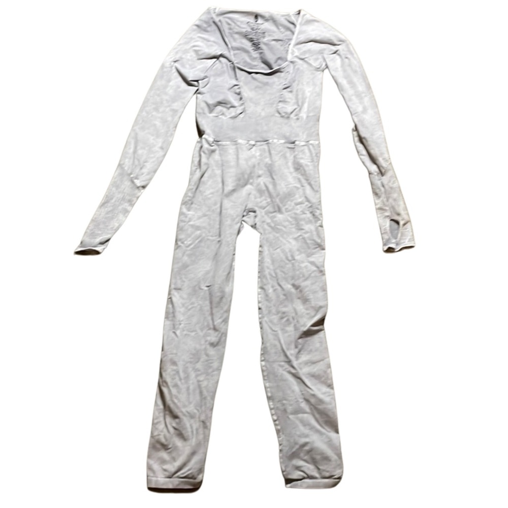 Free People Movement Good Karma Onesie Ice Grey size XS/S NEW - Picture 2 of 4